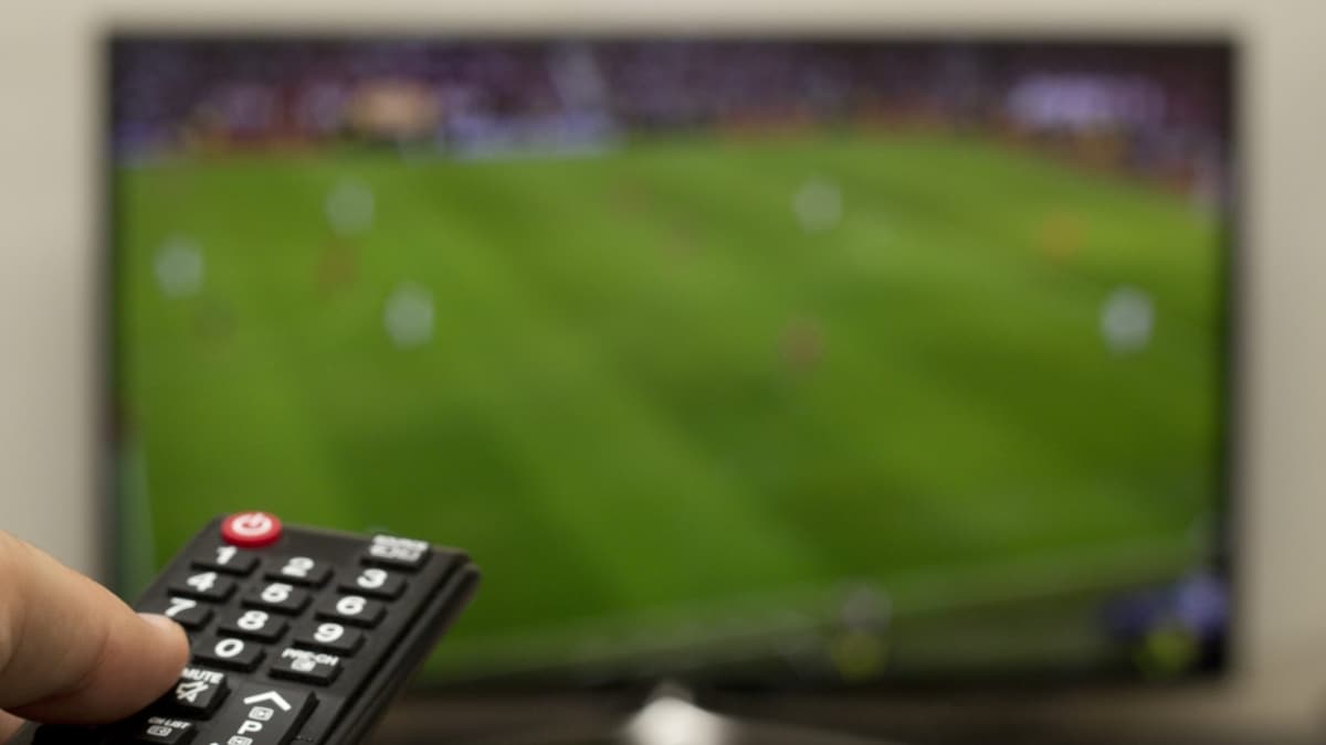 Access Live Sports Without Paying