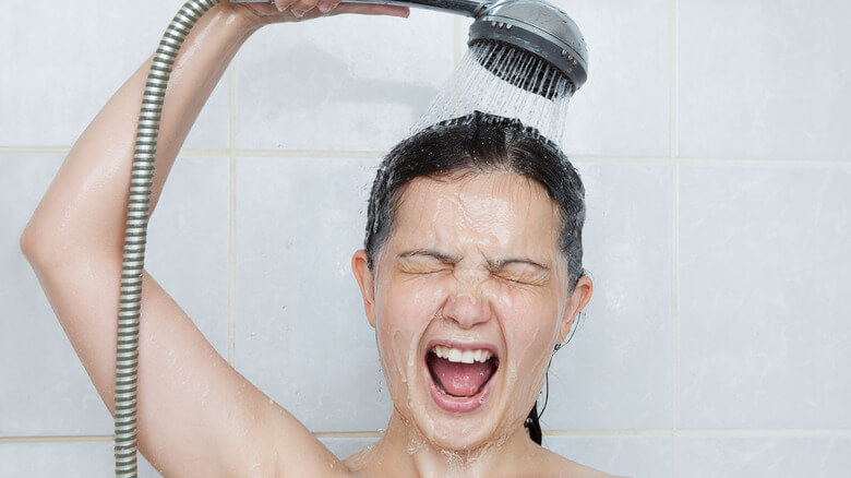 Cold Showers in Summer: Effects on Skin