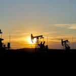 Drilling Into Profits: How to Navigate the Risks and Rewards of Oil and Gas Investments