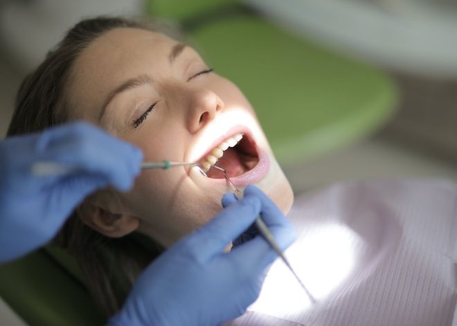 How to Maintain a Healthy Smile: Expert Tips from Top Dentists