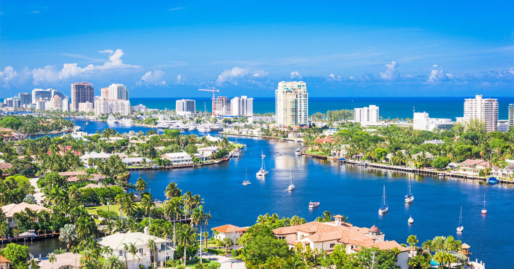 The Popularity of Florida: Why People Are Relocating to the Sunshine State