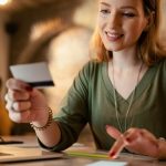 Which Payment Method Do Consumers Prefer? Micropayments or Information Usage Fees?