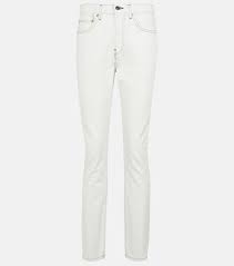 White Skinny Jeans: A Fashion Icon for Every Wardrobe